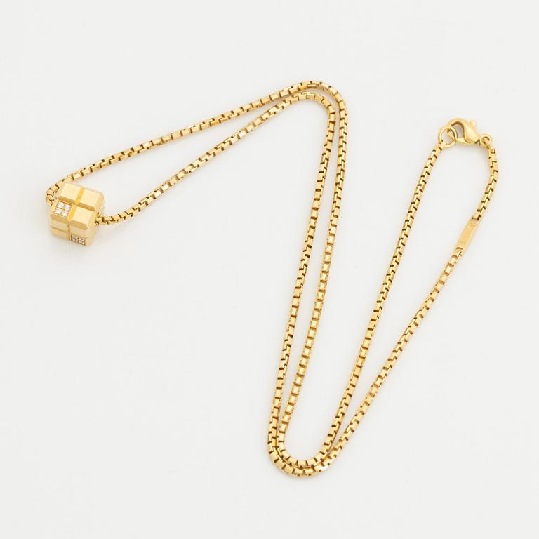 18K gold and brilliant cut diamond "ice cube" necklace, Chopard.