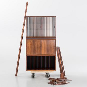 HYLLSYSTEM, 32 delar, "Royal System", Poul Cadovius, Danmark. 1960-tal. Cites-intyg.