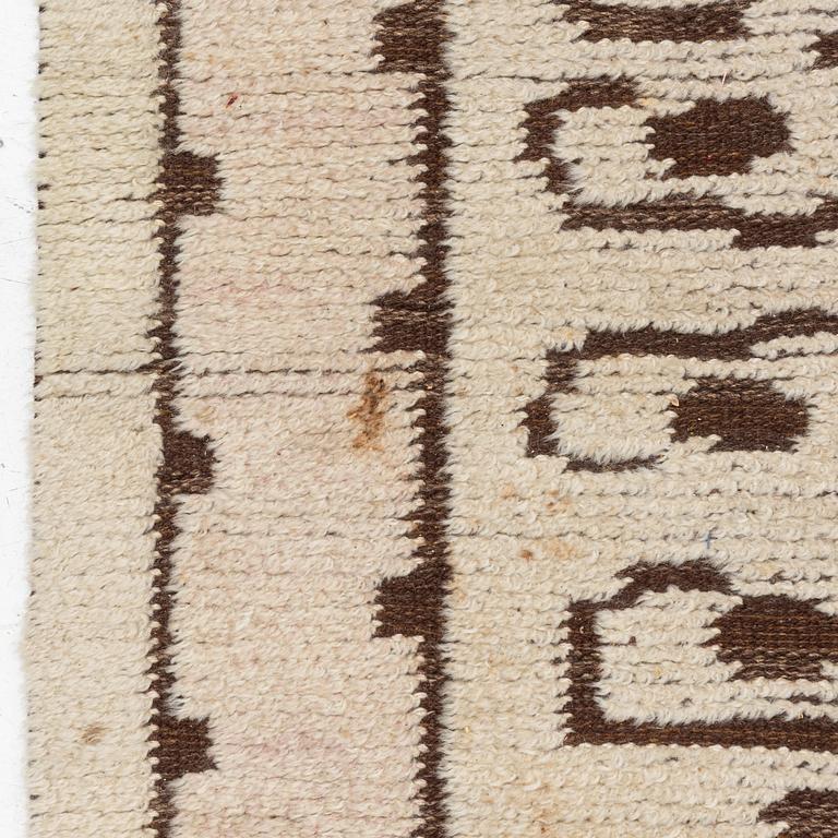 Märta Måås-Fjetterström, A 'Skvattram' carpet, knotted pile in relief, ca 365 x 228 cm, signed AB MMF.