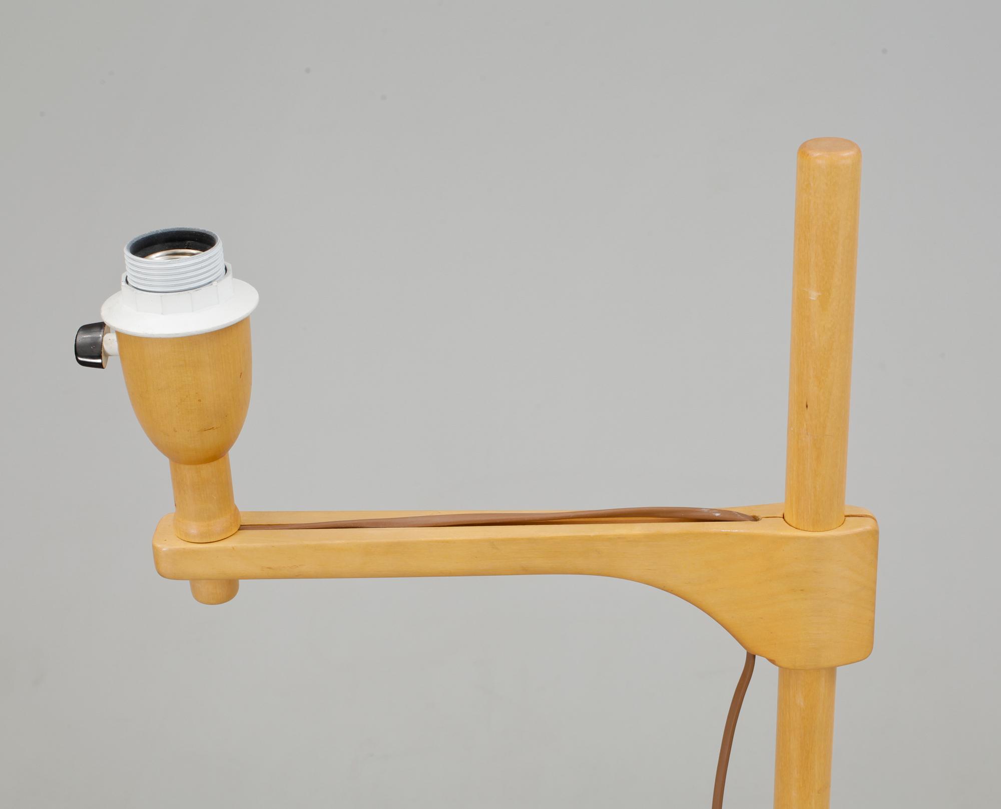 GOLVLAMPA, "Staken", Carl Malmsten, formgiven 1942.