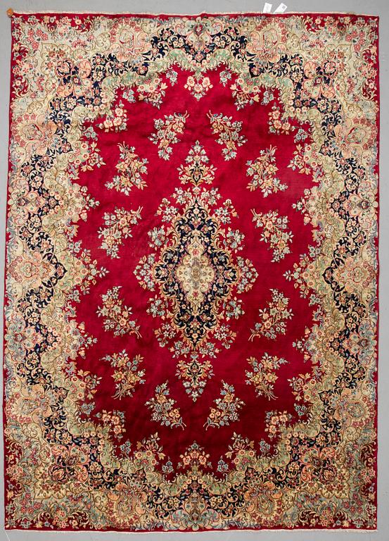 A CARPET, Old, Kerman, ca 371 x 262 cm.