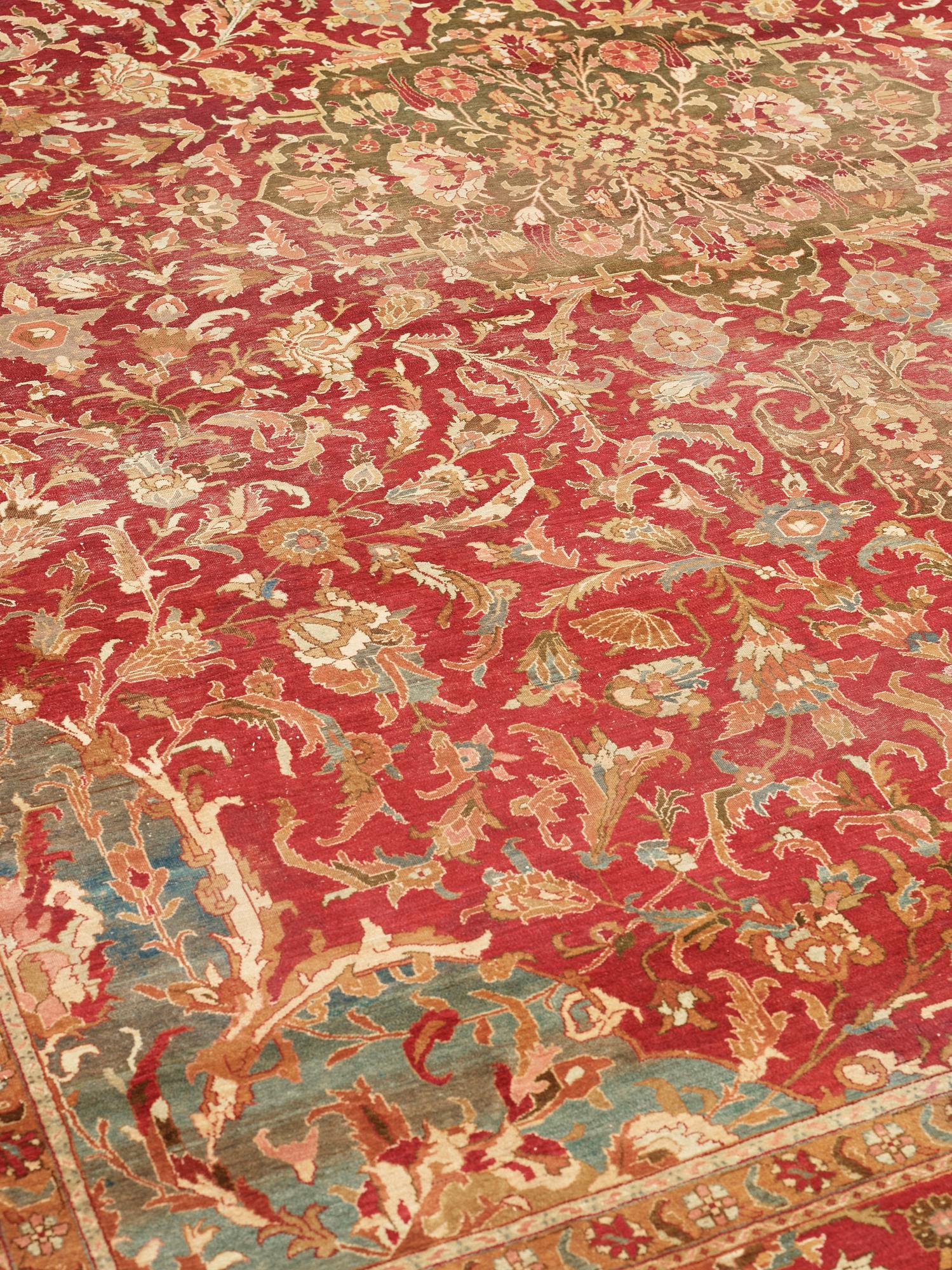 ANTIQUE INDIAN PROBABLY. 451,5 x 374,5 cm.