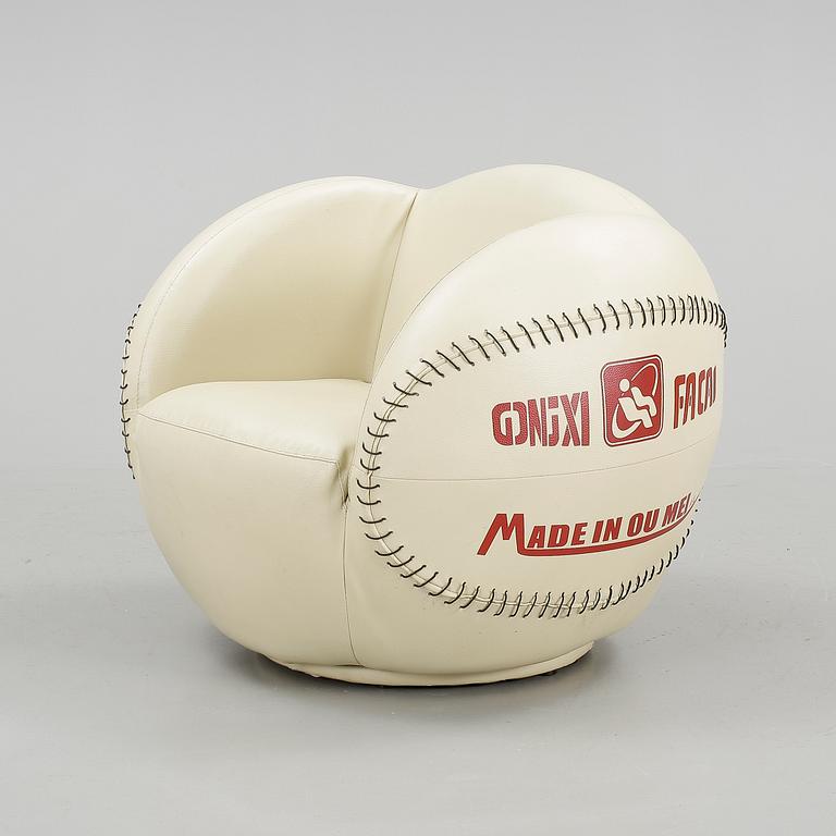 SNURRFÅTÖLJ, 1900-talets senare hälft.