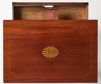 BORD, 1700-talets slut, Sengustavianskt.