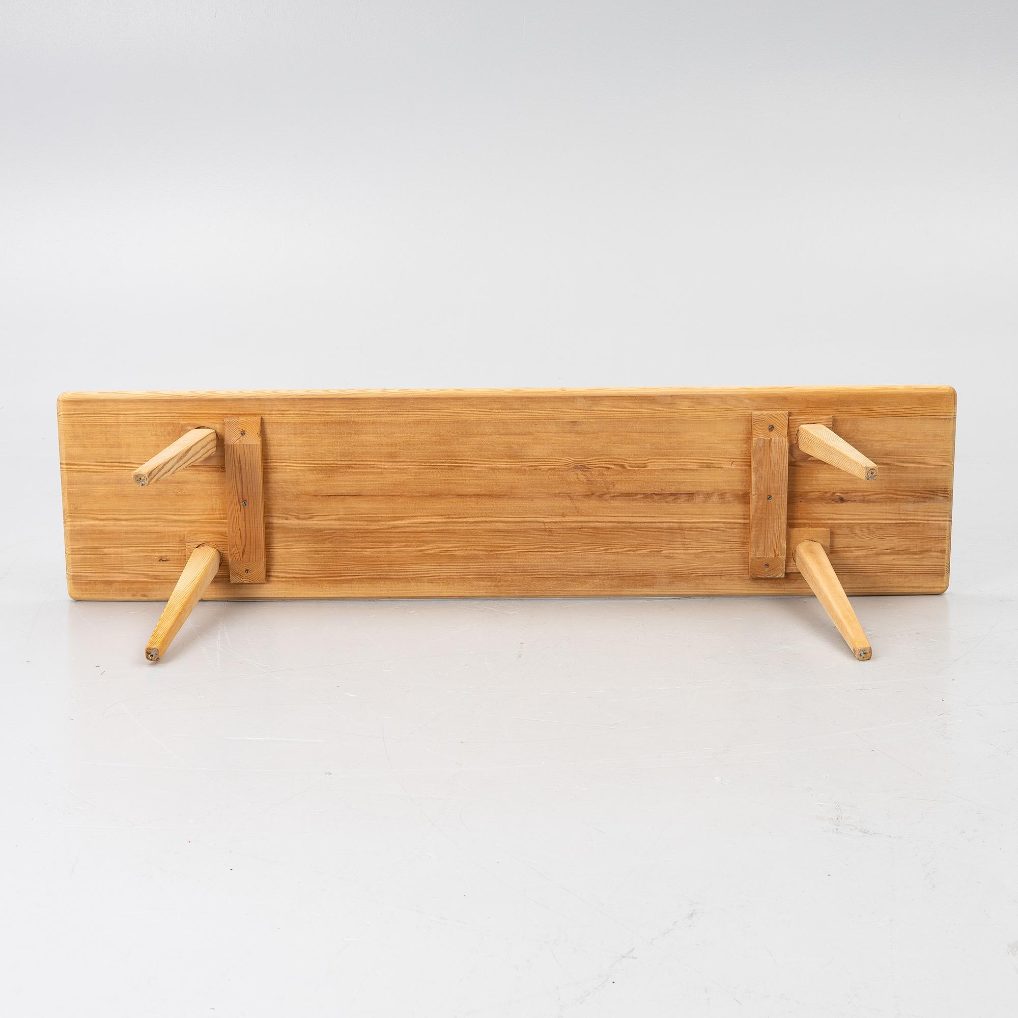 A pine bench, pine, 1970s/80s.