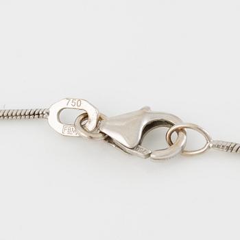 Hängsmycke, Sørsand, 18K vitguld med droppslipad akvamarin och prinsess- och briljantslipade diamanter.