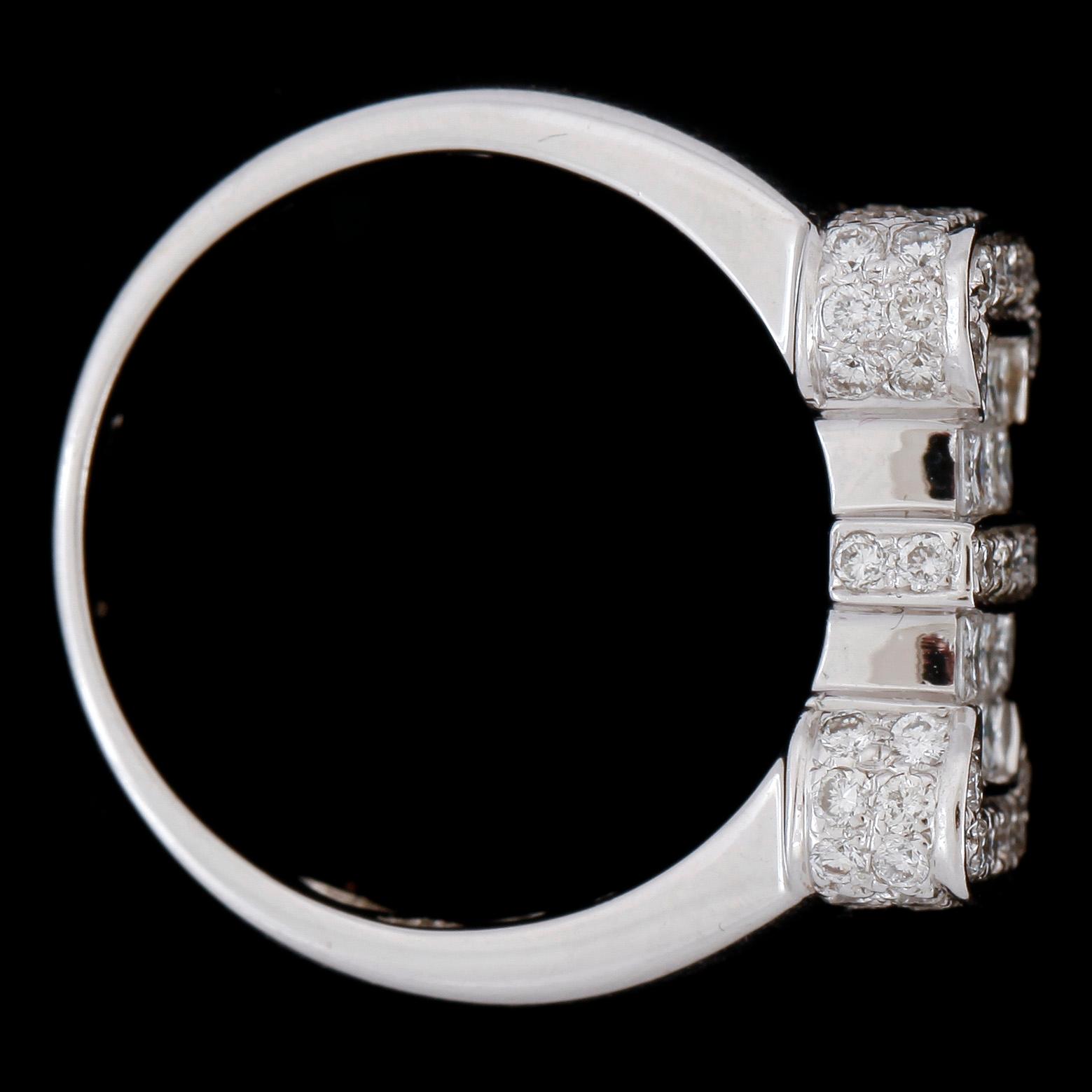 RING, 18k vitguld med prinsess- och briljantslipade diamanter tot ca1,29ct. 2000-tal. Vikt ca7,3g.