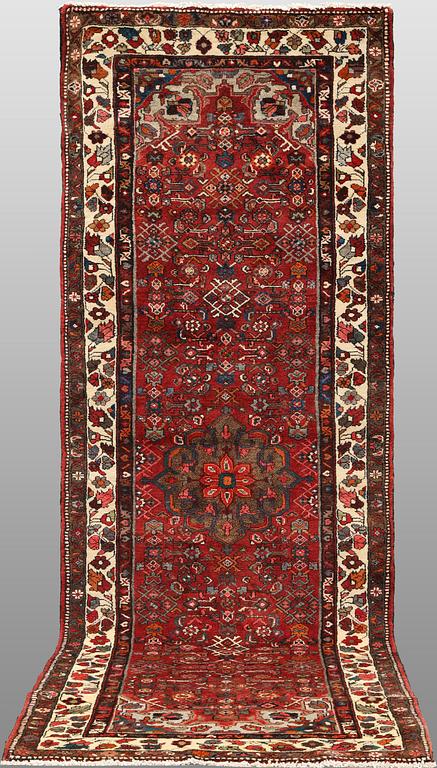 Gallerimatta, Rudbar, ca 302 x 108 cm.