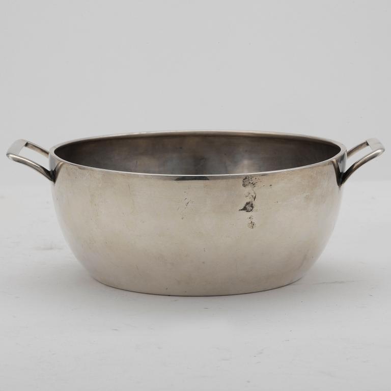 MÅTTSKÅL, silver, Svea Svensson, Stockholm, 1912. Vikt ca 315g.