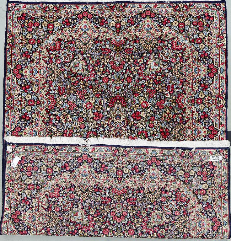 MATTA, old Kirman, ca 287x192 cm.