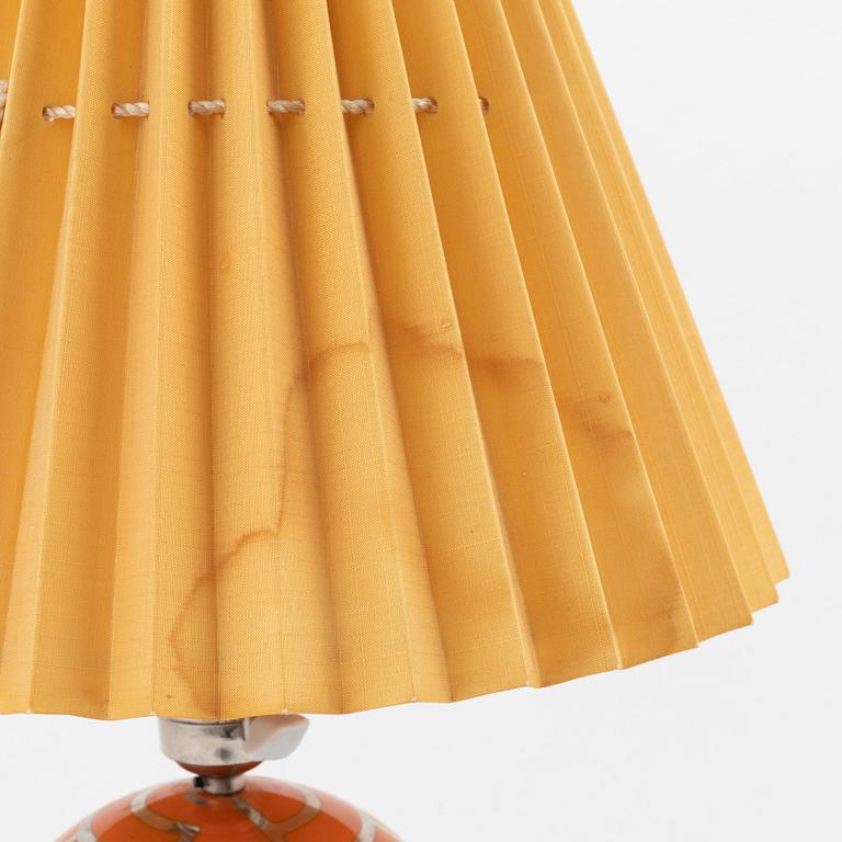 Bordslampa, 1900-talets första hälft.