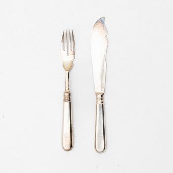 Bestickuppsättning, 24 delar, silver, bl a Ovchinnikov med hovleverantörsstämpel, St Petersburg, Ryssland 1908-16.