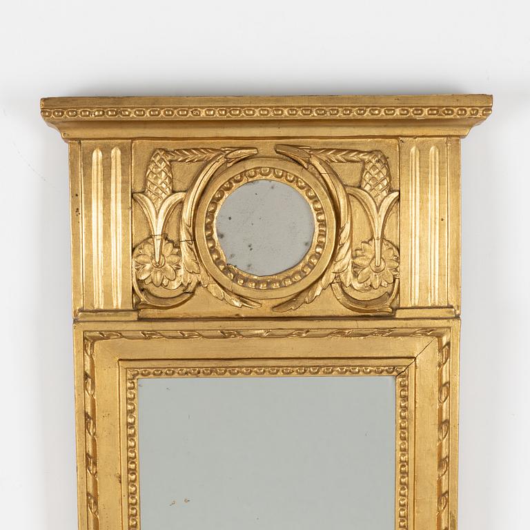 Spegel, sengustaviansk, 1800-tal.