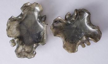 FAT, 2 st, soapstone, Kina 1900-talets senare hälft.