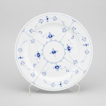 SERVISDELAR, 17 st, "Musselmalet" Royal Copenhagen, Danmark.