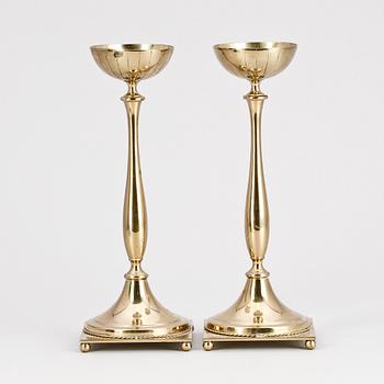 LJUSSTAKAR, ett par, mässing, Gunnar Ander, Ystad Metall, 1900-talets mitt.