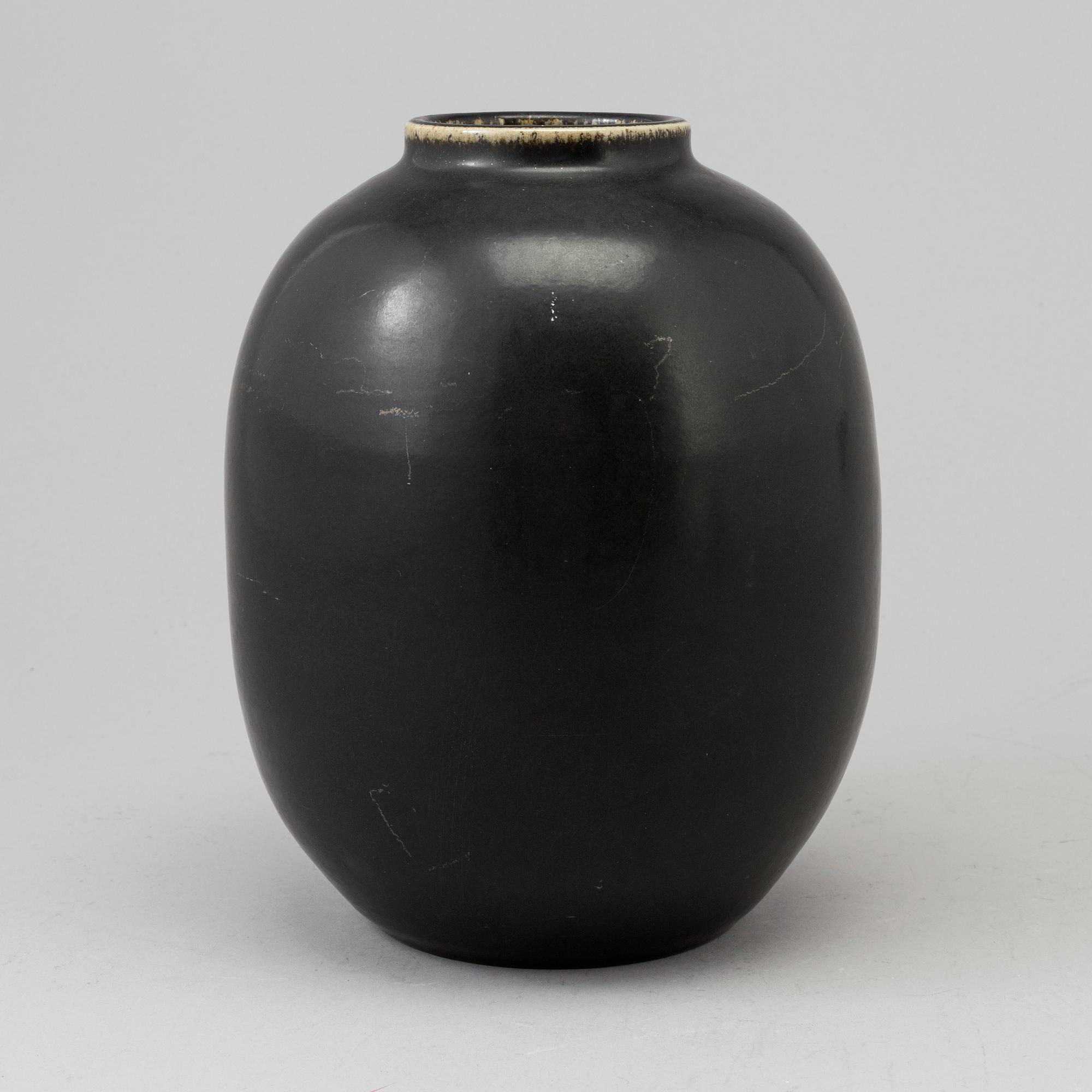 CARL-HARRY STÅLHANE, a stoneware vase from Rörstrand, signed and dated -51.