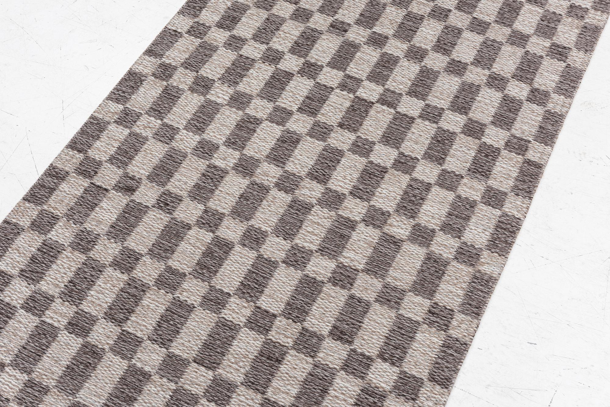 Matta, "Cubrick Icon 935",  Kasthall, 85 x 245 cm.
