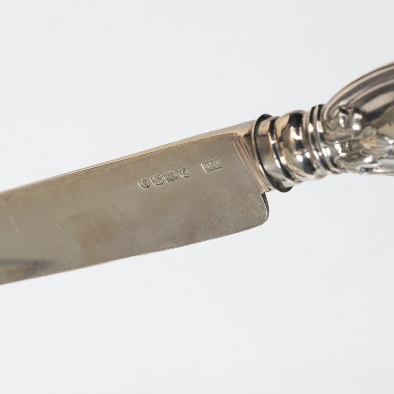 Dessertbestick, 24 delar, silver, modell  "Olga"/"Albert pattern", Francis Higgins II, London 1845.