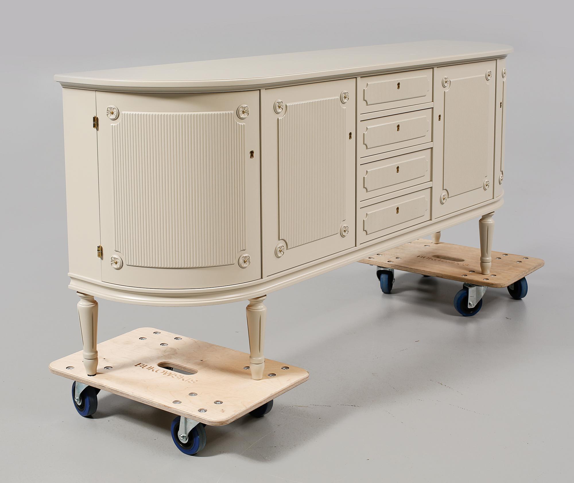 SIDEBOARD, gustaviansk stil, 1900-talets andra hälft.