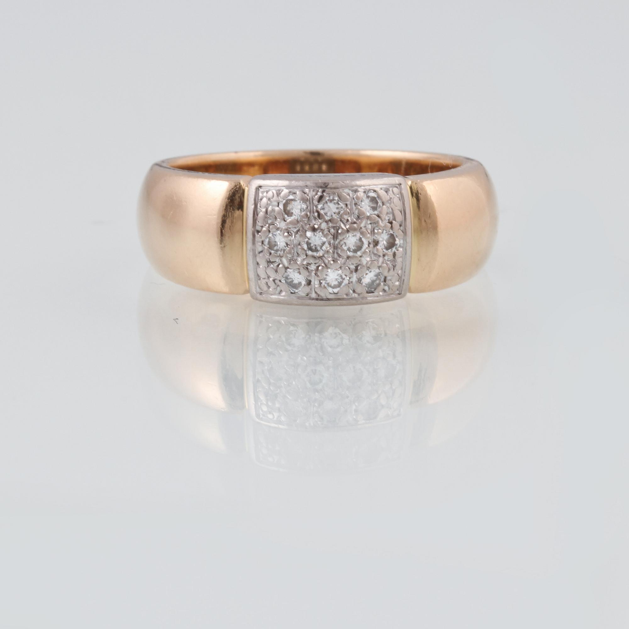 RING, 18K guld med briljantslipade dimanter 0.20 ct, utländska stämplar. Vikt 4,3 gram.