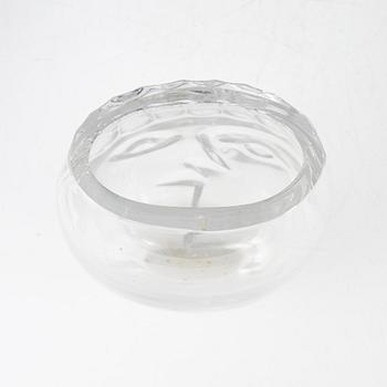 Glasföremål, 4 st, bl.a. Martti Rytkönen och Kjell Engman, Orrefors samt Kosta Boda.