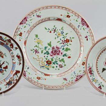 FAT samt TALLRIKAR, 4 st, porslin, Kina, 1700-tal.