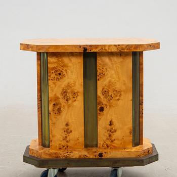 Sideboard modern tillverkning.