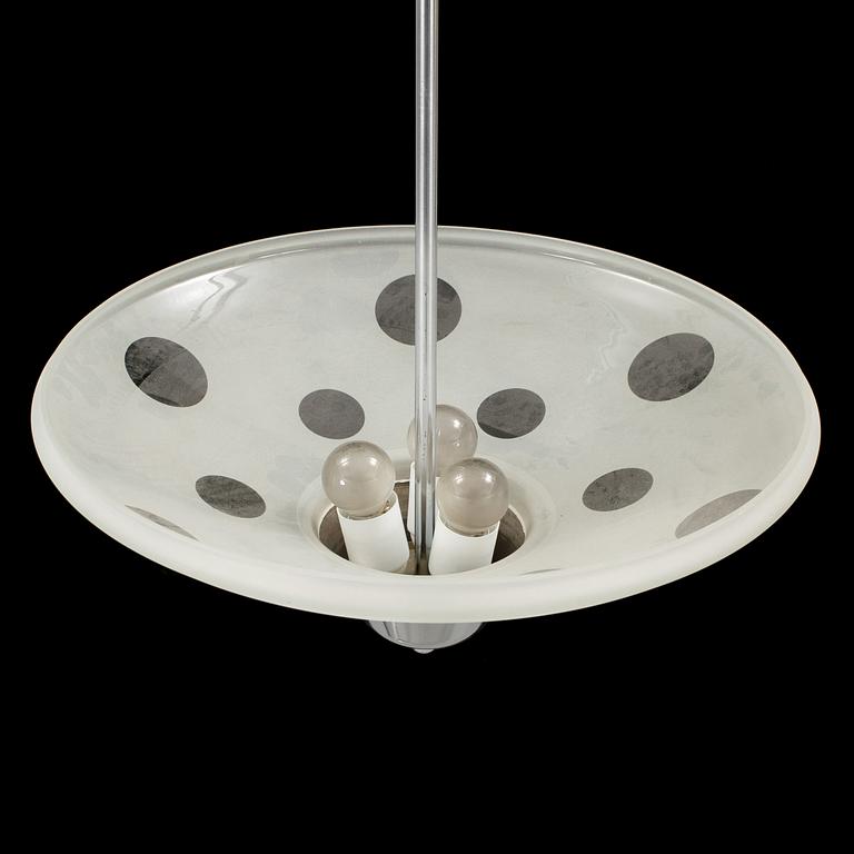 A 1940s ceiling lamp.