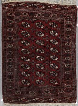 MATTA, tekke, ca 220 x 159 cm.