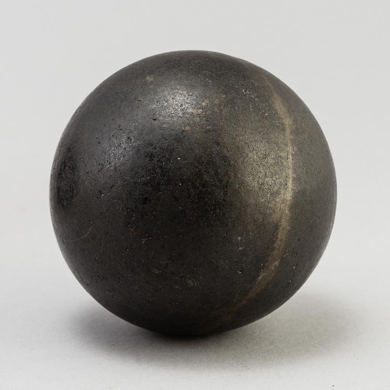 FOUR IRON CANON BALLS, 18TH/19TH CENTURY.