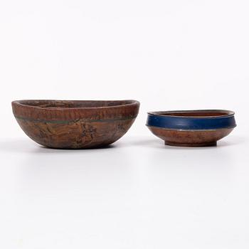 Skålar, 7 st, samt ett tråg, allmoge, 1800-tal.