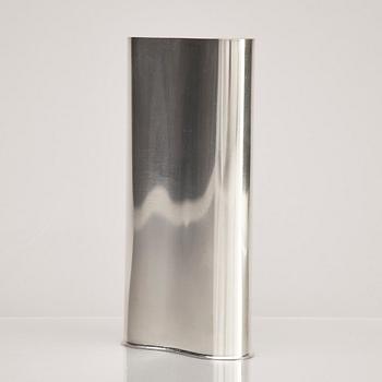 Rolf Lindståhl, a sterling silver vase, Stockholm 2012.