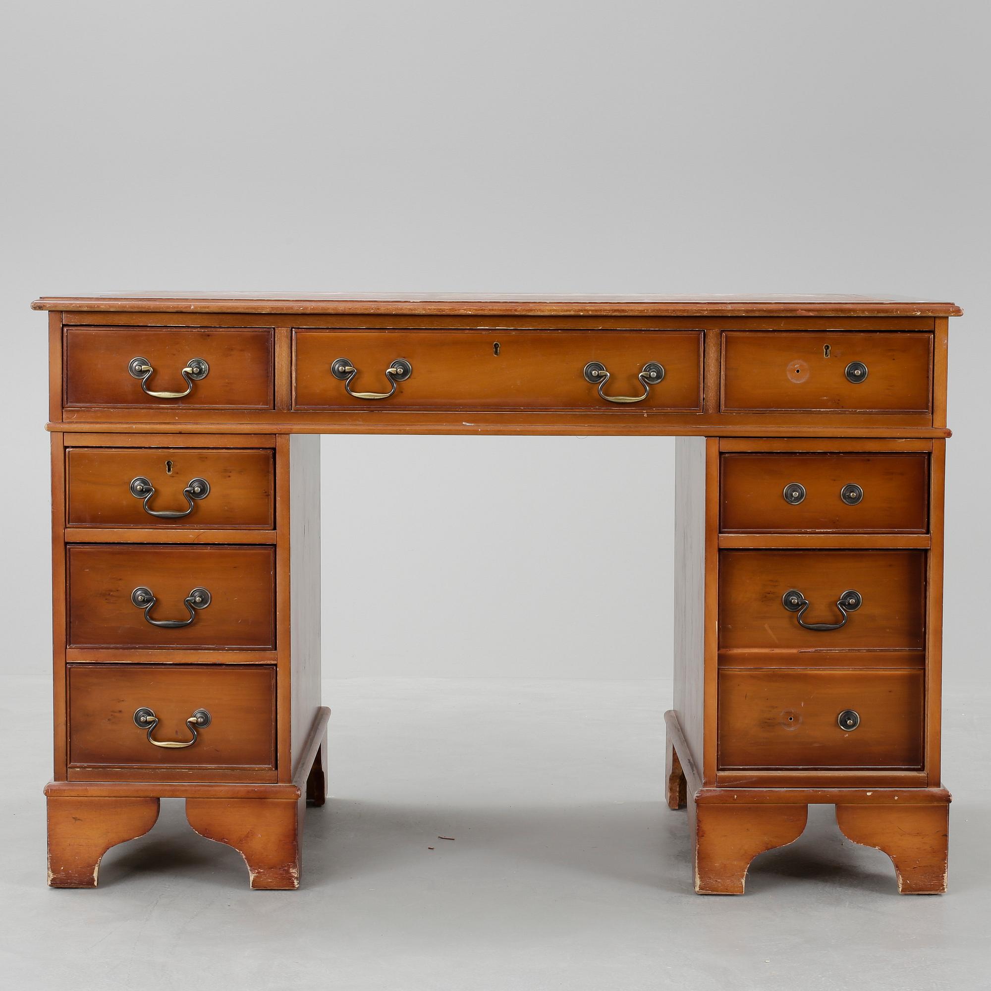 SKRIVBORD, engelsk stil, 1900-tal.
