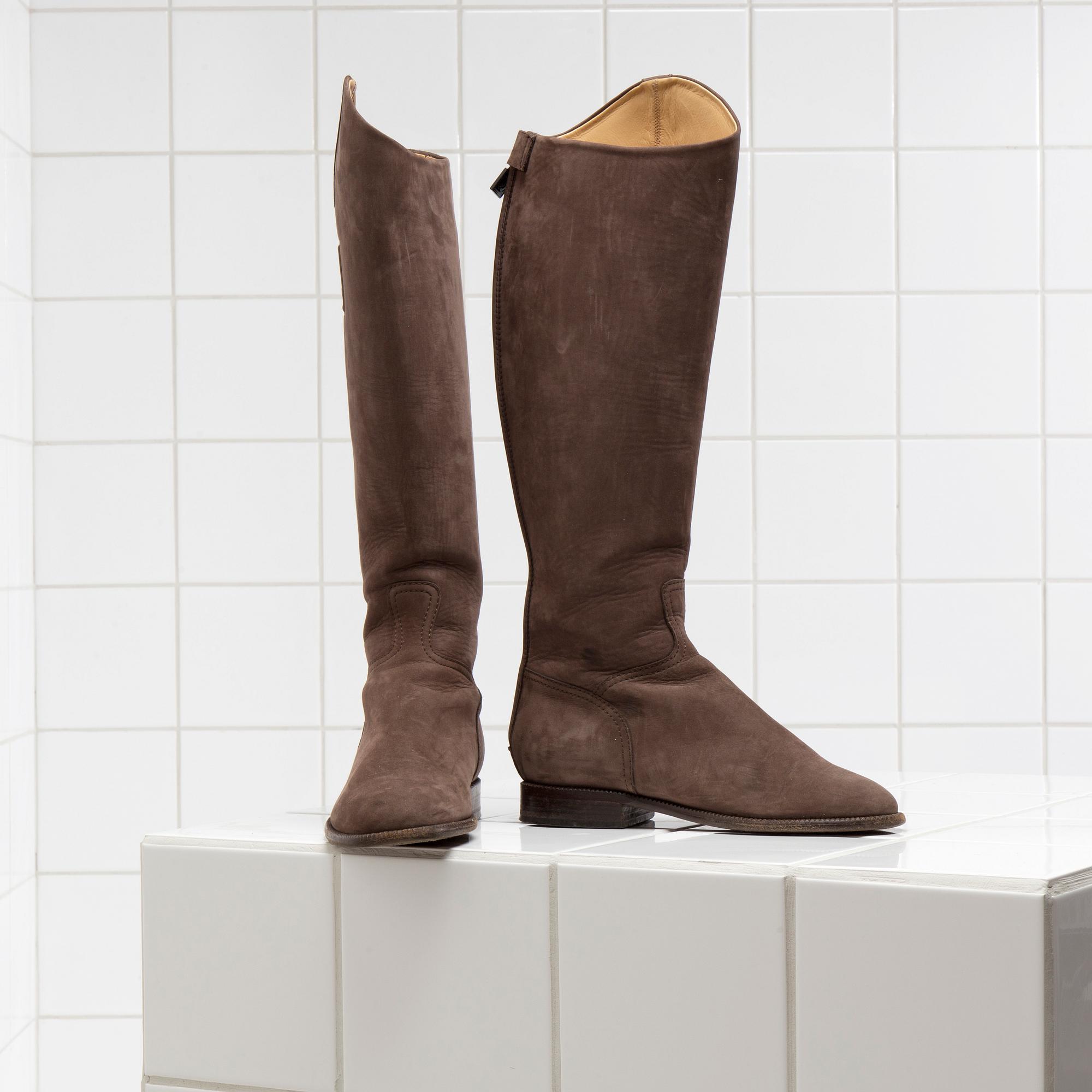 STÖVLAR, Chanel, storlek 38.