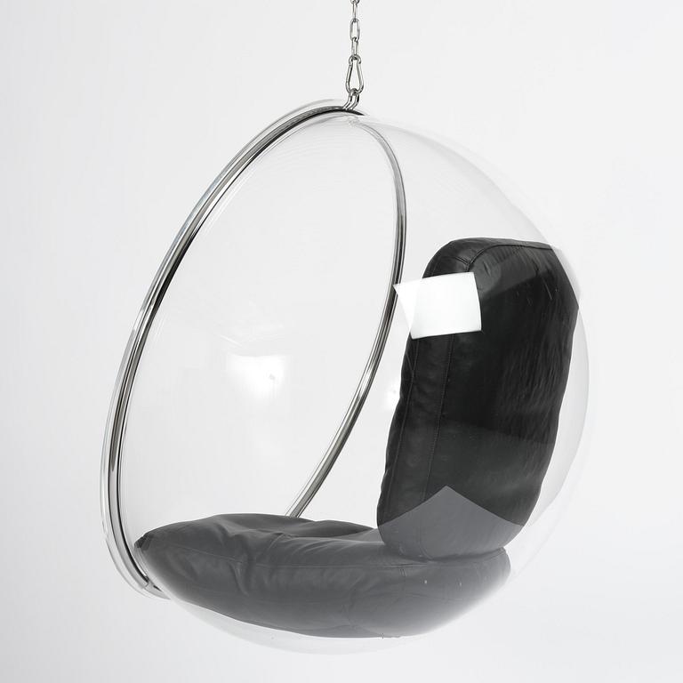 Eero Aarnio, hängfåtölj, "Bubble Chair", Eero Aarnio Originals, Finland, efter 2016.
