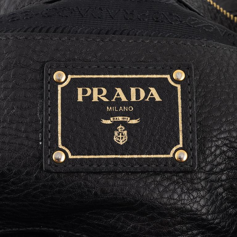 Prada, väska.