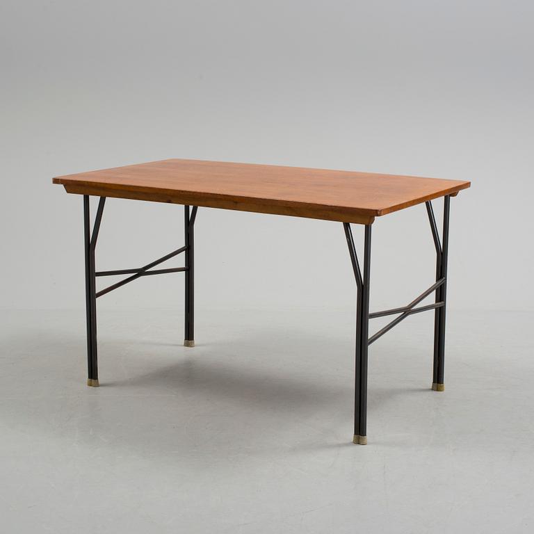 A second half of the 20th century table.