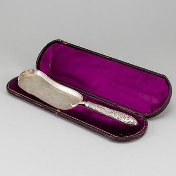 Chawner & Co (George William Adams), a silver server, London 1876.