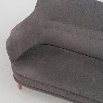 Carl Malmsten, a 'Samsas' sofa.