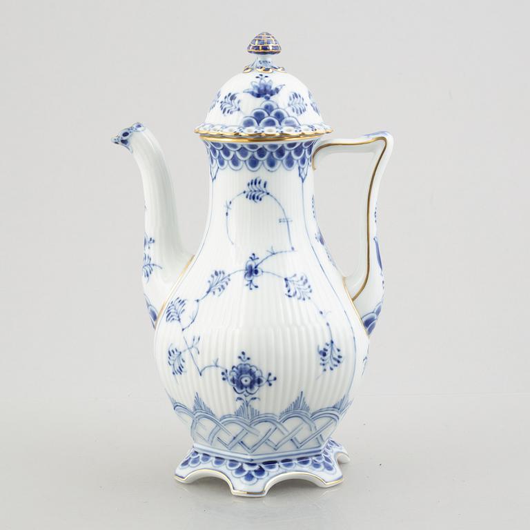 A 'Blue Fluted Full Lace' / 'Musselmalet' porcelain Coffee Pot, Royal Copenhagen, model 1202, 1961.