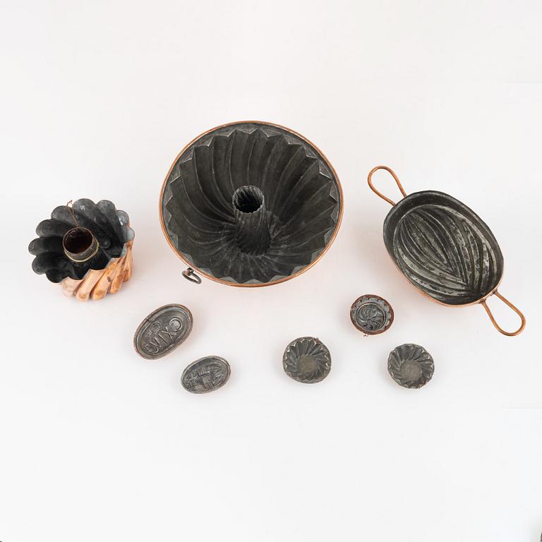 Copper moulds, 19th century (8 pieces).