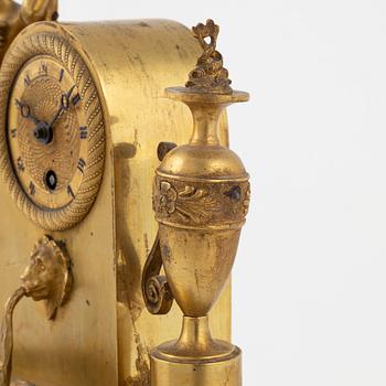 Bordspendyl, Empire, 1800-talets första hälft.