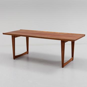 1960s Yngve Ekström coffee table veneered with teak and oak.