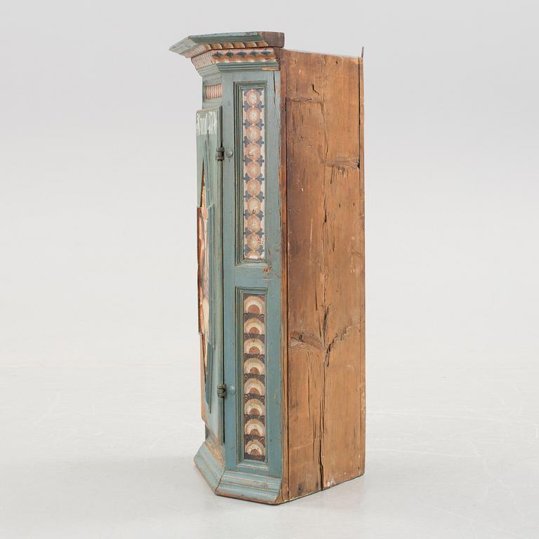 A hanging cabinet for a corner folk art Rättvik Dalarna. Dated 1796.