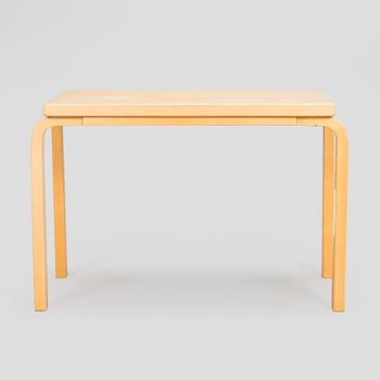 Alvar Aalto, A 1980s side table, Artek 1980s.