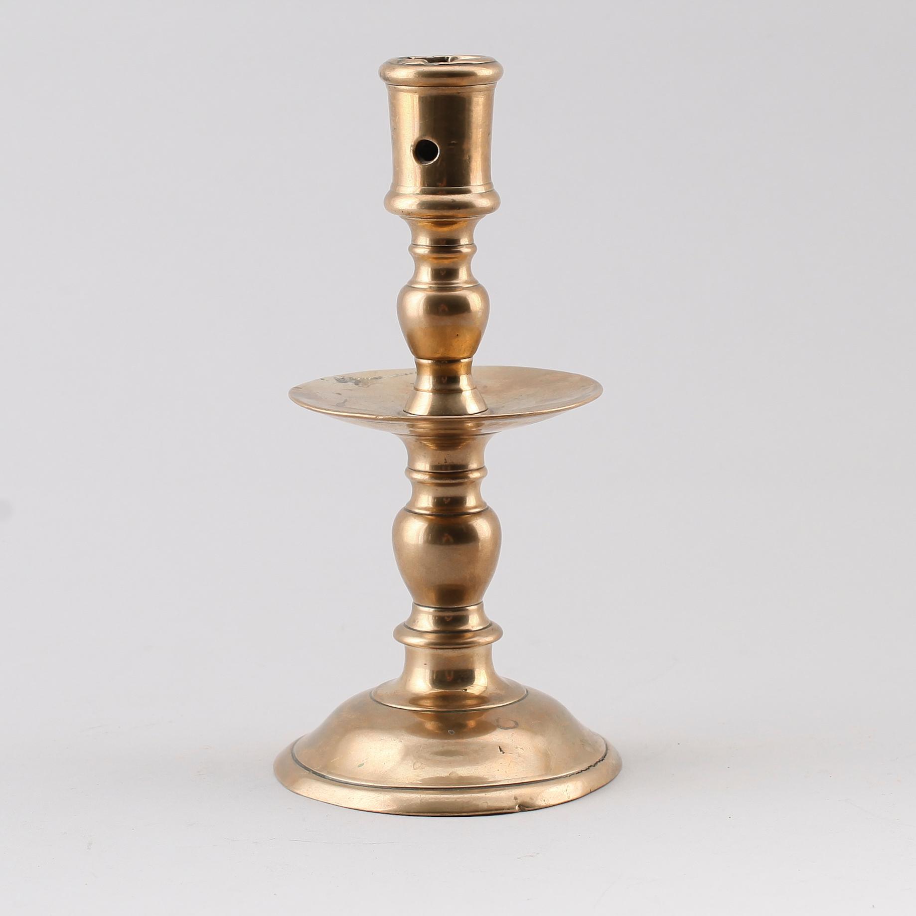 LJUSSTAKE, mässing, 1500-tal.