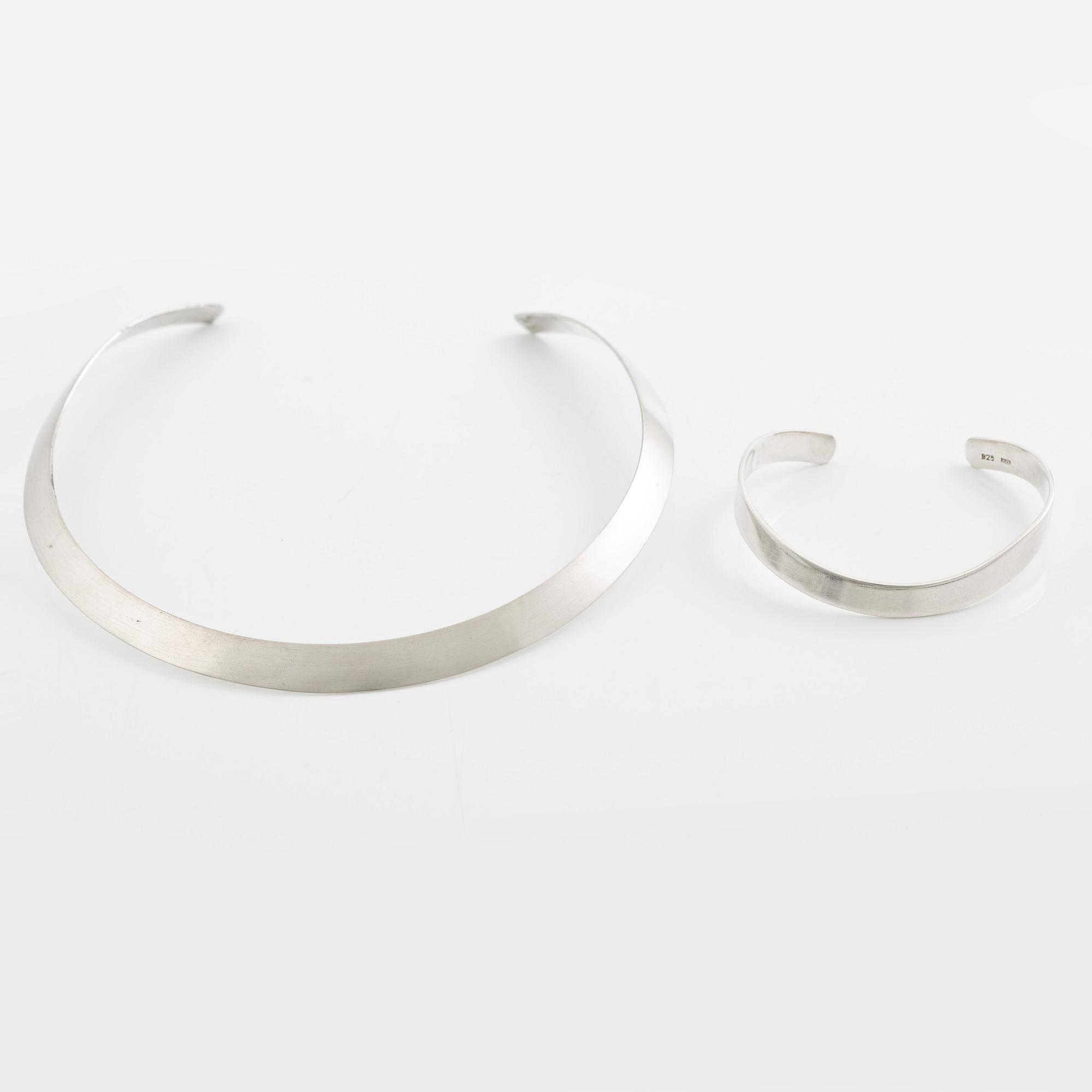 Halssmycke och armring, sterlingsilver.