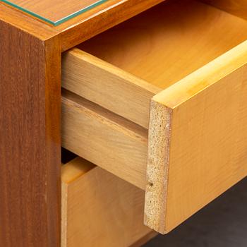 SÄNGBORD, ett par, 1900-talets mitt.