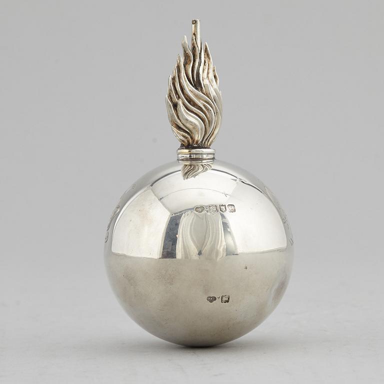 Sugar caster, silver,  Goldsmiths & Silversmiths Co, London 1904-1905.